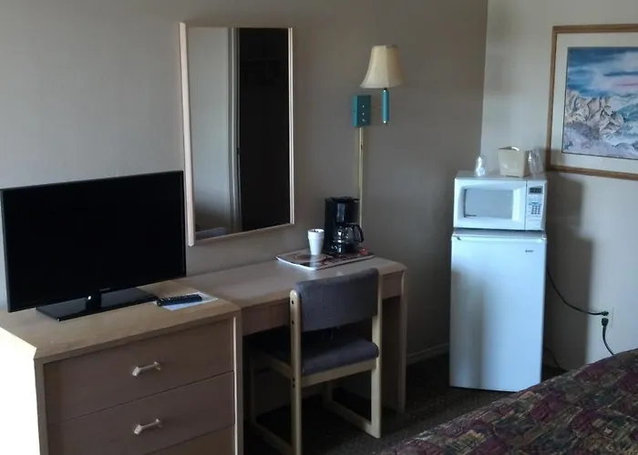 Heritage House 2*